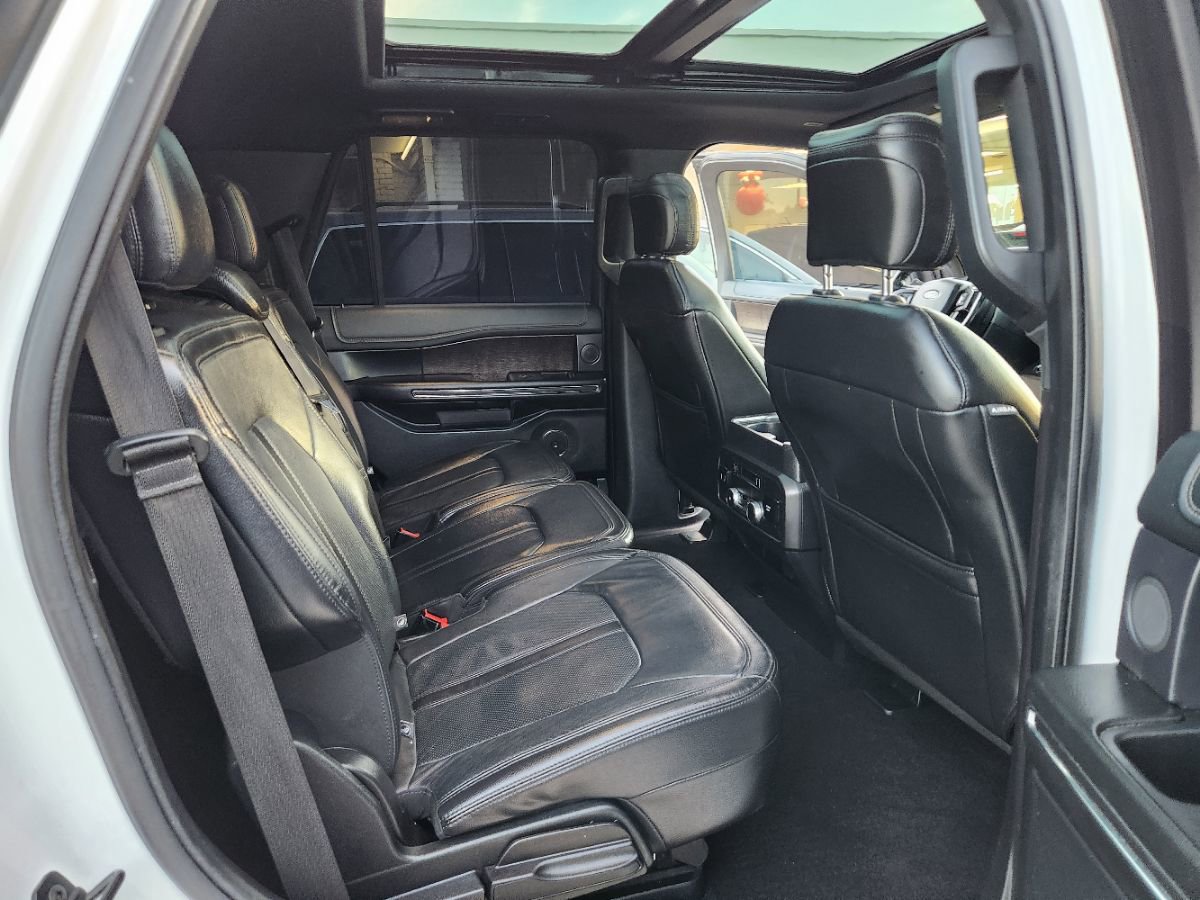 Used 2018 Ford Expedition Limited w/ Equipment Group 301A image 16