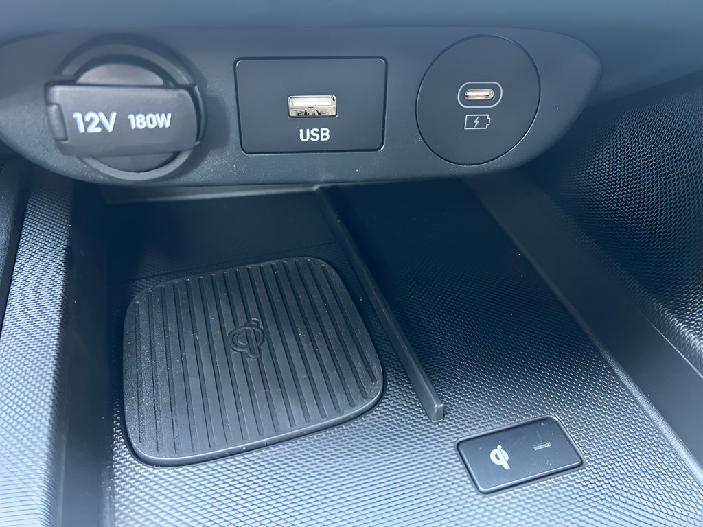 New 2026 Hyundai Elantra Sport FWD image 19
