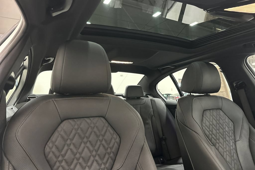 Used 2023 BMW 530e w/ M Sport Package RWD image 18