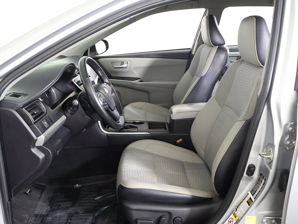Used 2015 Toyota Camry SE image 27