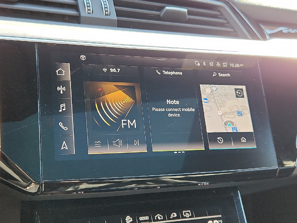 Certified 2024 Audi Q8 e-tron Premium Plus AWD/4WD image 6