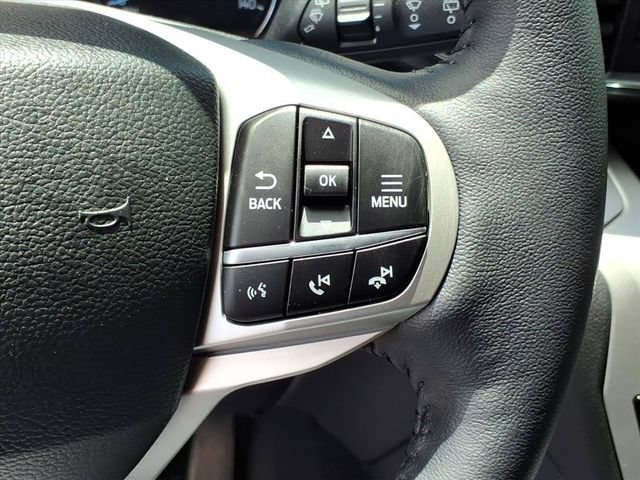 Used 2023 Ford Explorer XLT w/ Equipment Group 202A AWD/4WD image 20