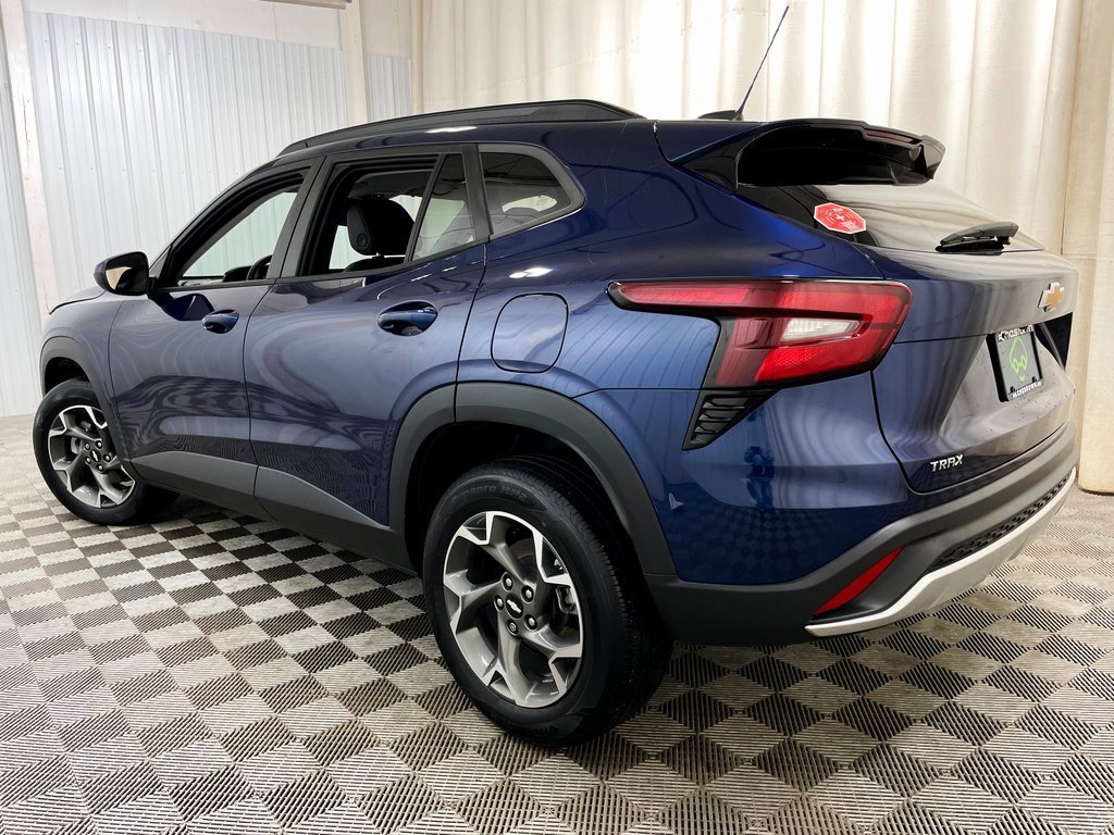 Certified 2024 Chevrolet Trax LT image 42