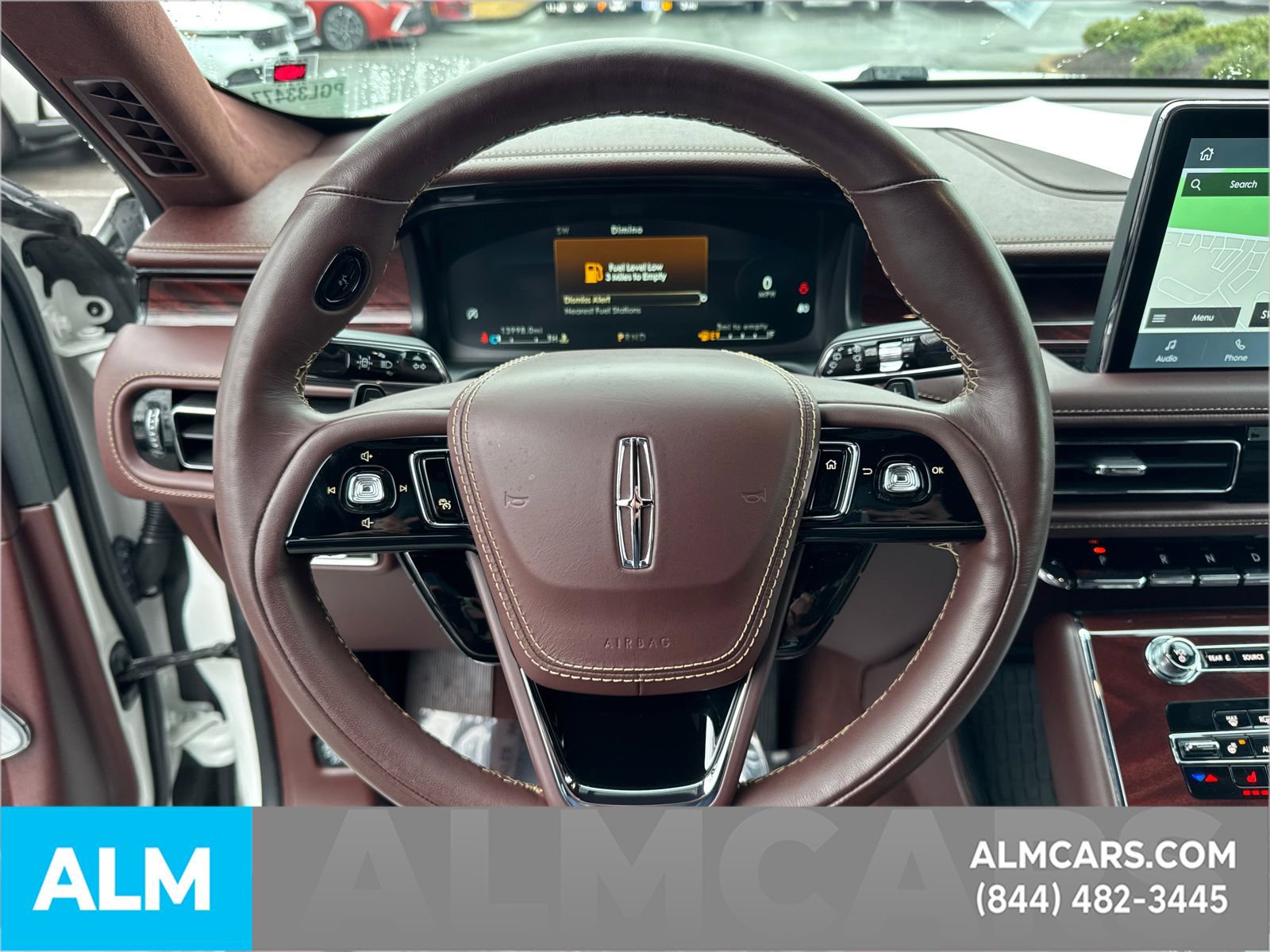 Used 2023 Lincoln Aviator Black Label w/ Class IV Trailer Tow Package image 29