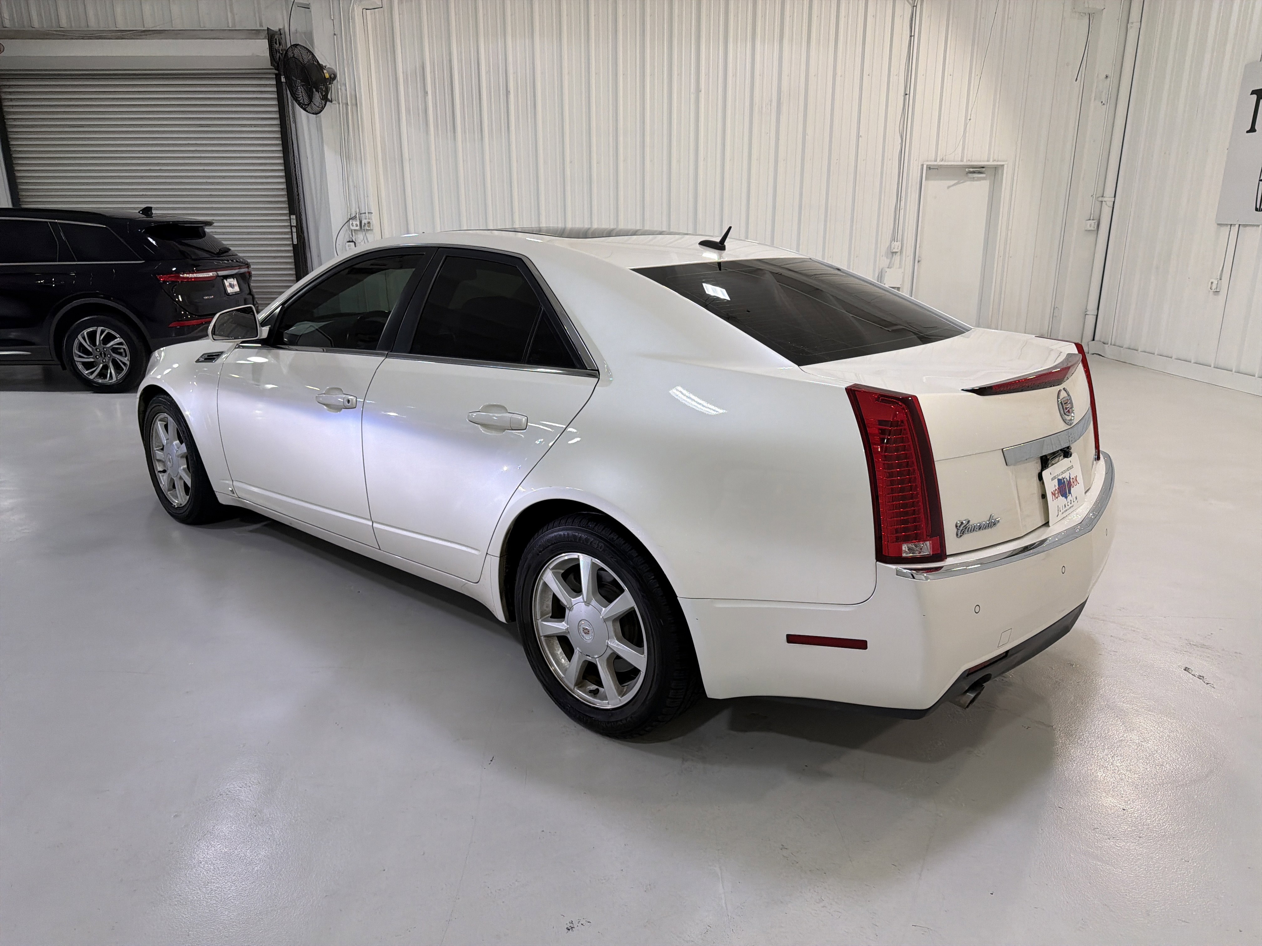 Used 2008 Cadillac CTS 3.6 w/ Luxury Level Two Package RWD image 3