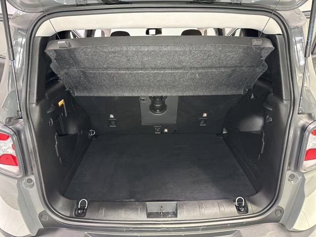 Used 2021 Jeep Renegade Limited image 26