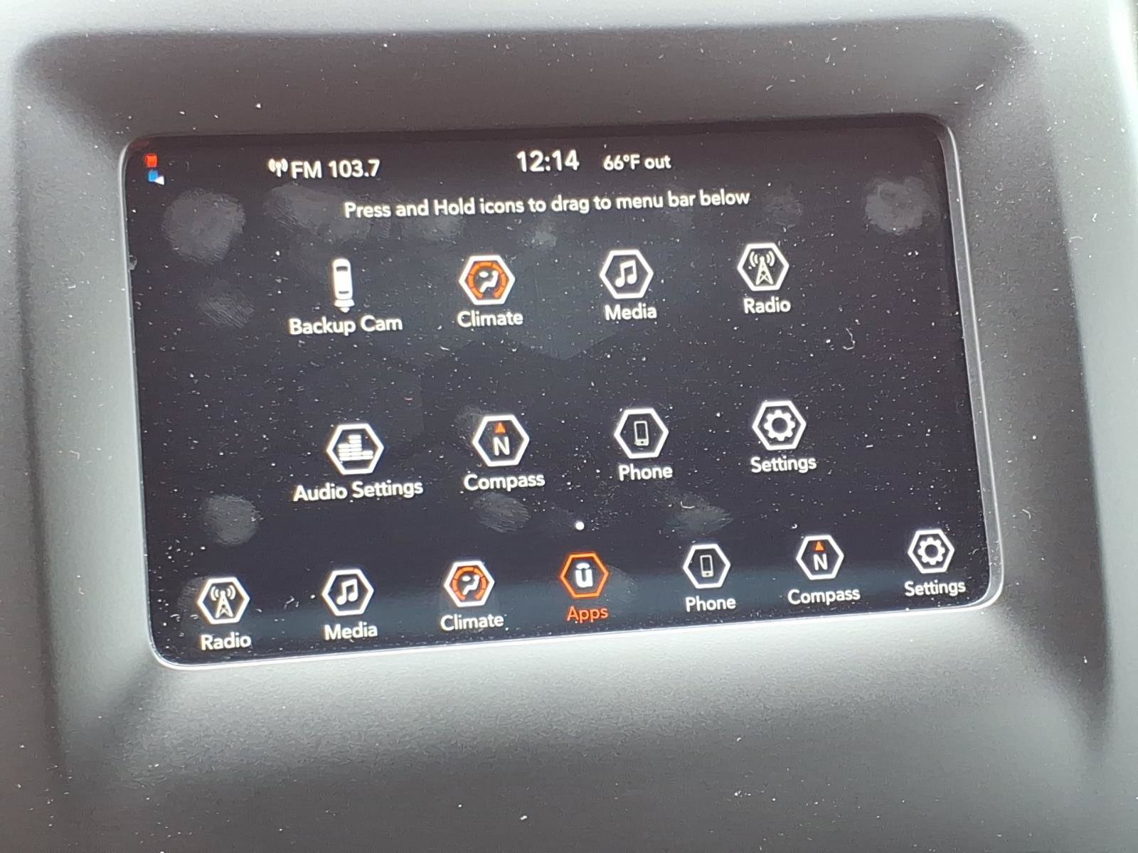 Used 2020 Jeep Cherokee Latitude AWD/4WD image 21