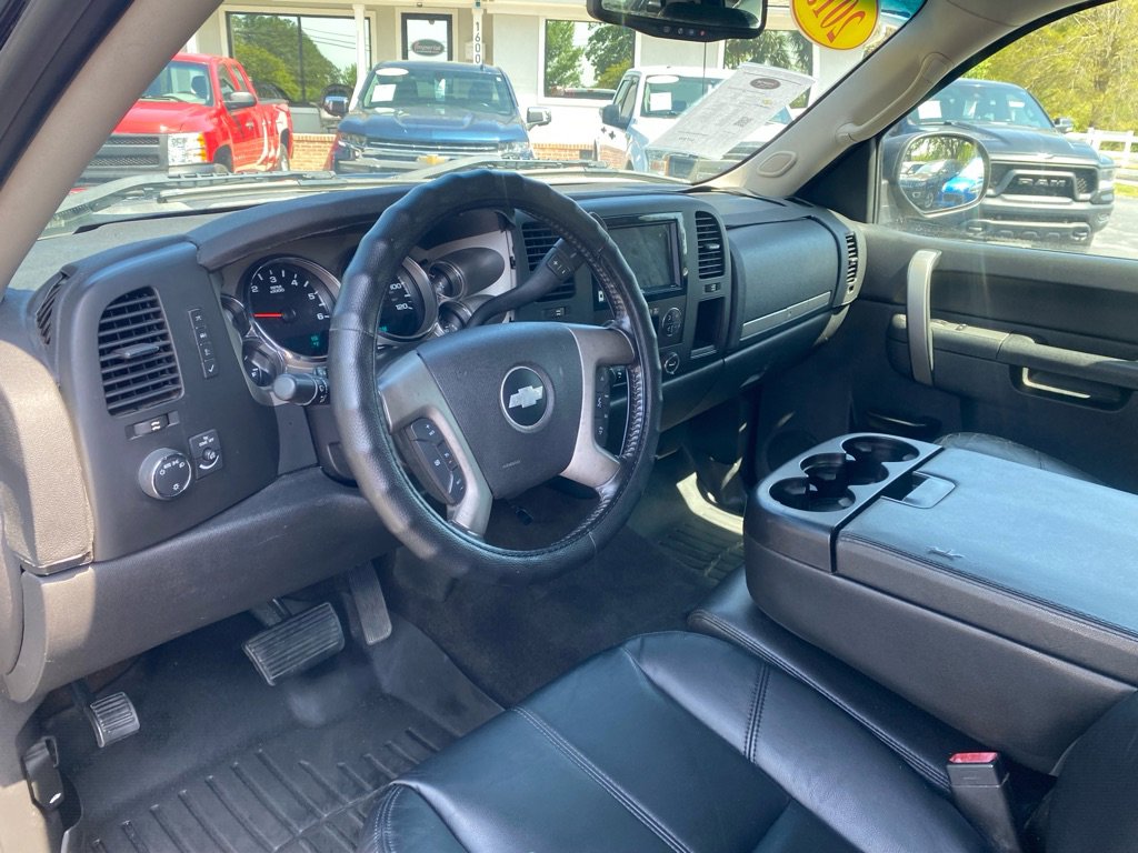 Used 2013 Chevrolet Silverado 1500 LT w/ All-Star Edition AWD/4WD image 38