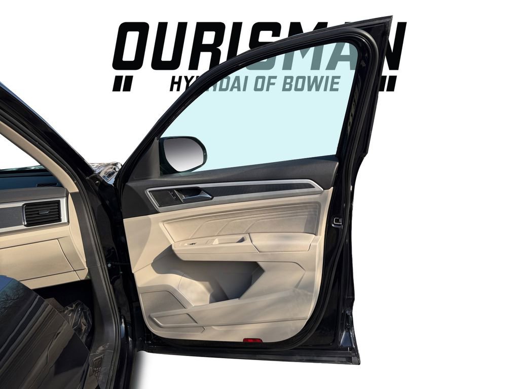 Used 2022 Volkswagen Atlas SEL R-Line image 16