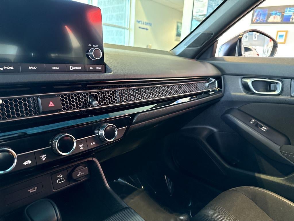 Used 2023 Honda Civic Sport image 34