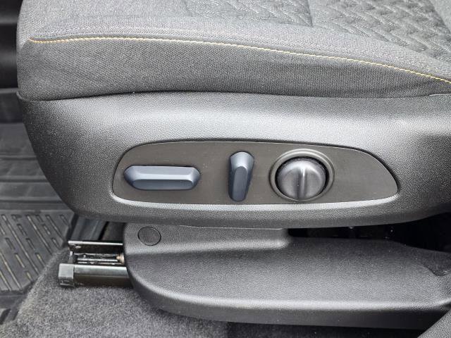 Used 2023 Chevrolet Equinox LT image 12