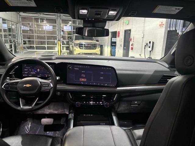 Used 2025 Chevrolet Tahoe LT AWD/4WD image 35