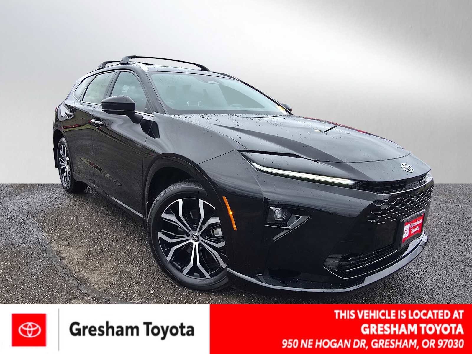 Used 2025 Toyota Crown Signia XLE