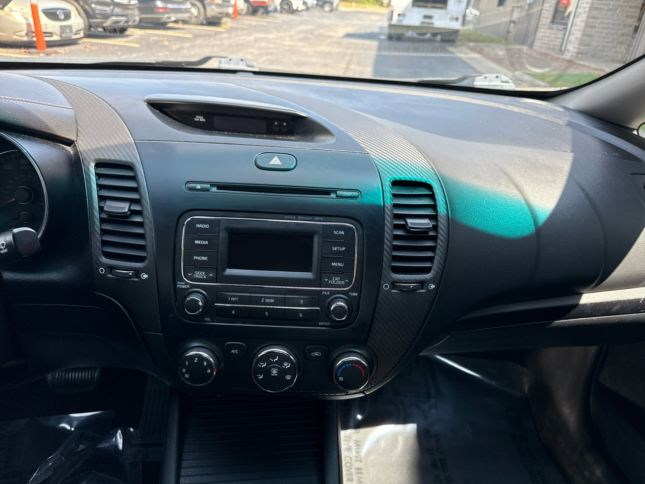 Used 2015 Kia Forte EX image 32