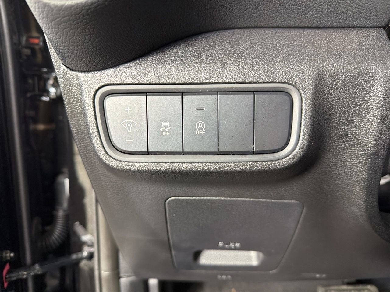 Used 2025 Kia Soul LX image 17