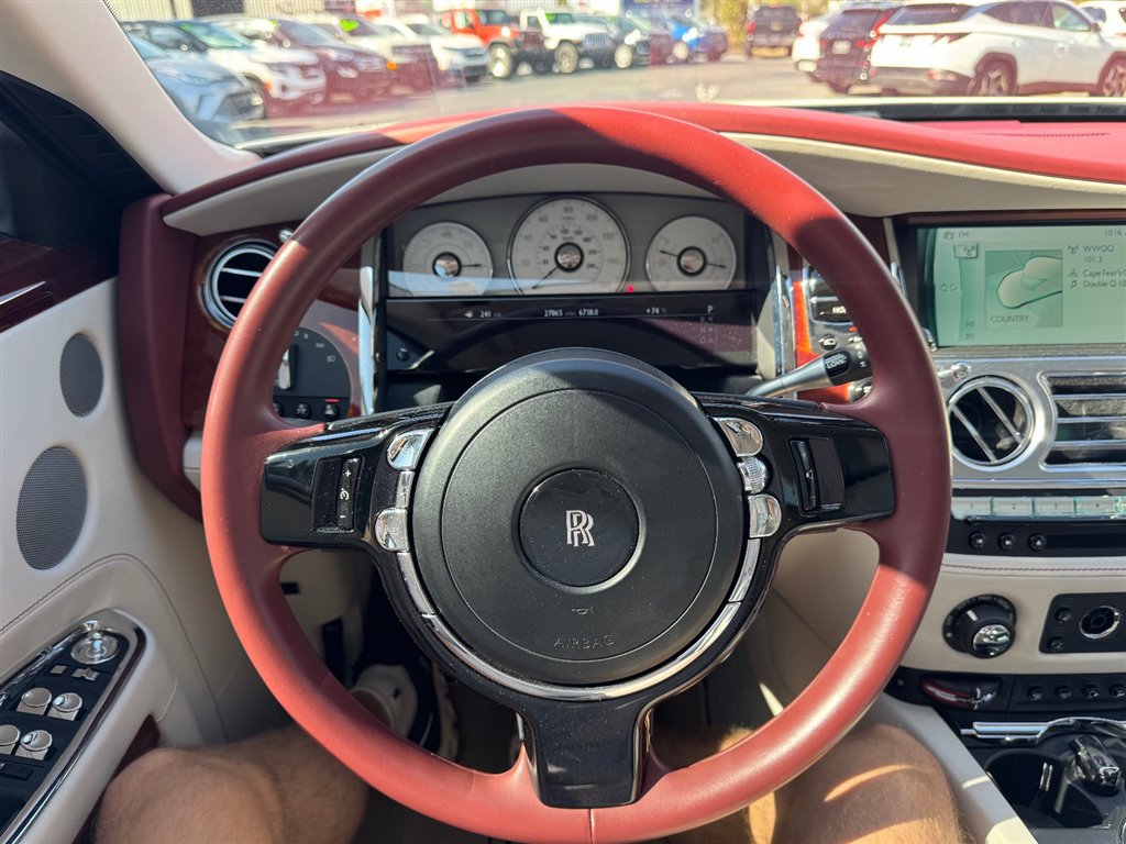 Used 2017 Rolls-Royce Ghost image 13