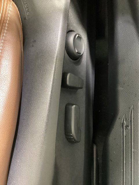 Used 2020 Subaru Outback Touring image 14