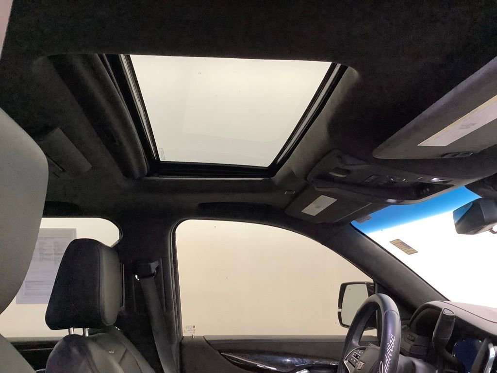 Used 2018 Cadillac Escalade Platinum image 35