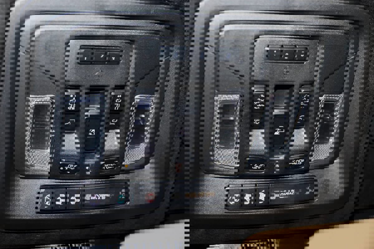 Used 2024 GMC Sierra 3500 Denali Ultimate image 65