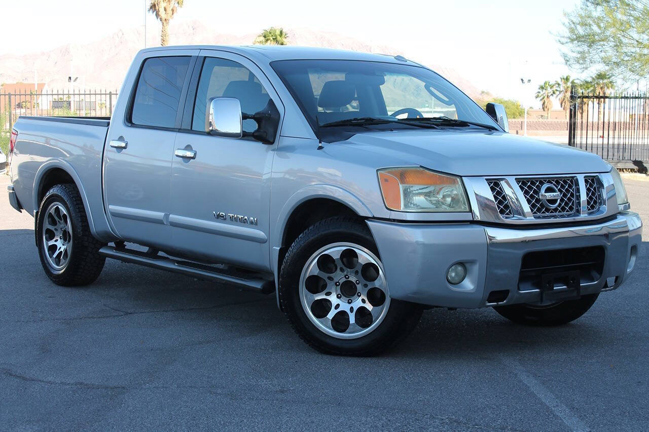 Used 2010 Nissan Titan LE w/ Technology Pkg RWD image 2