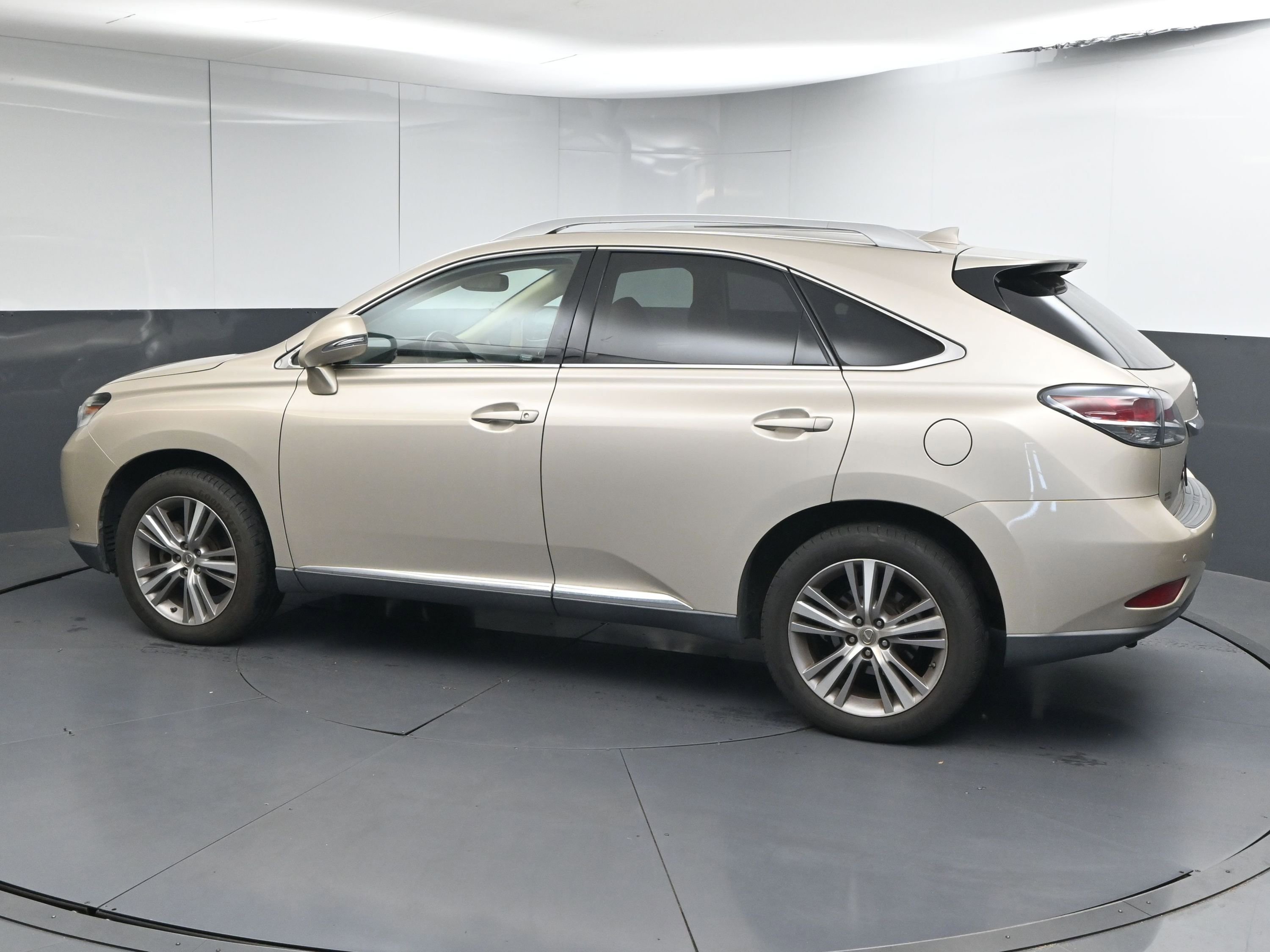 Used 2015 Lexus RX 350 FWD image 6
