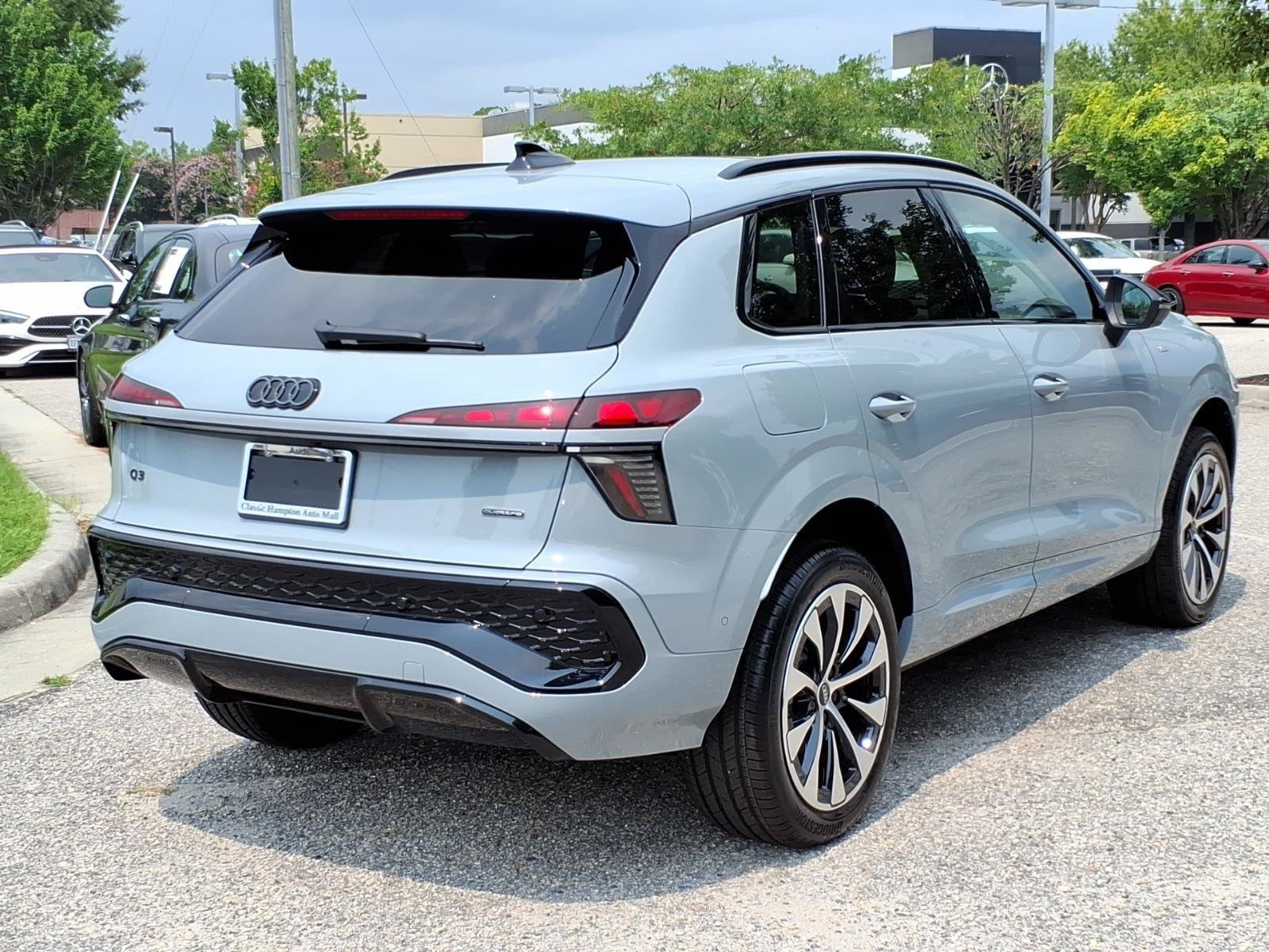 New 2026 Audi Q3 quattro 2.0T AWD/4WD image 8