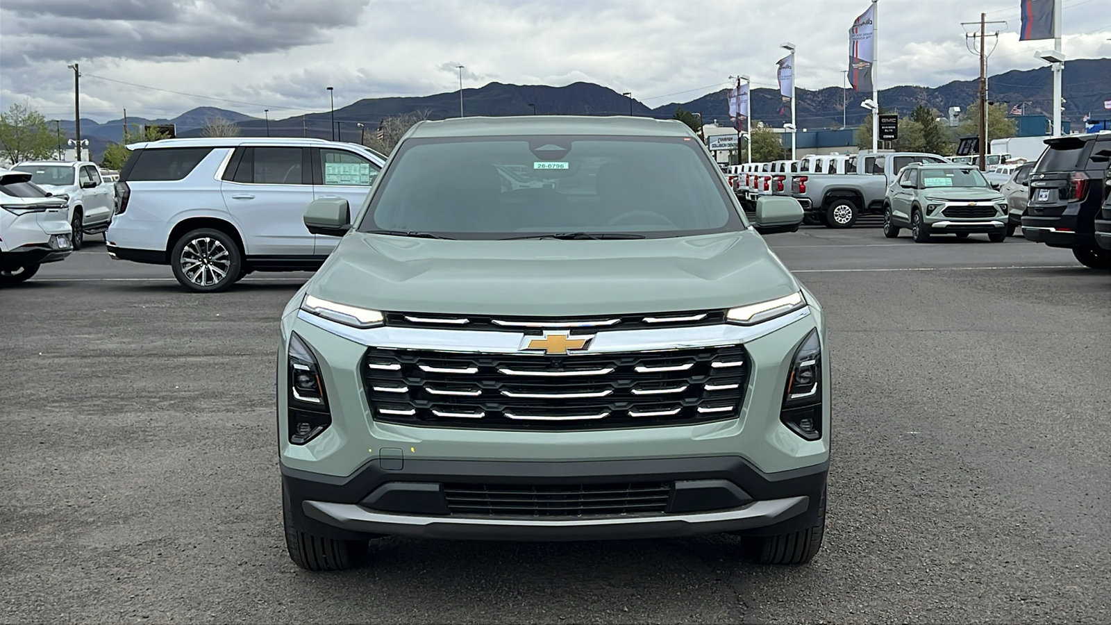 New 2026 Chevrolet Equinox LT w/ Safety and Technology Package AWD/4WD image 2