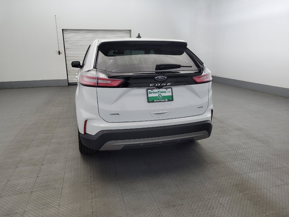 Used 2024 Ford Edge SEL image 6