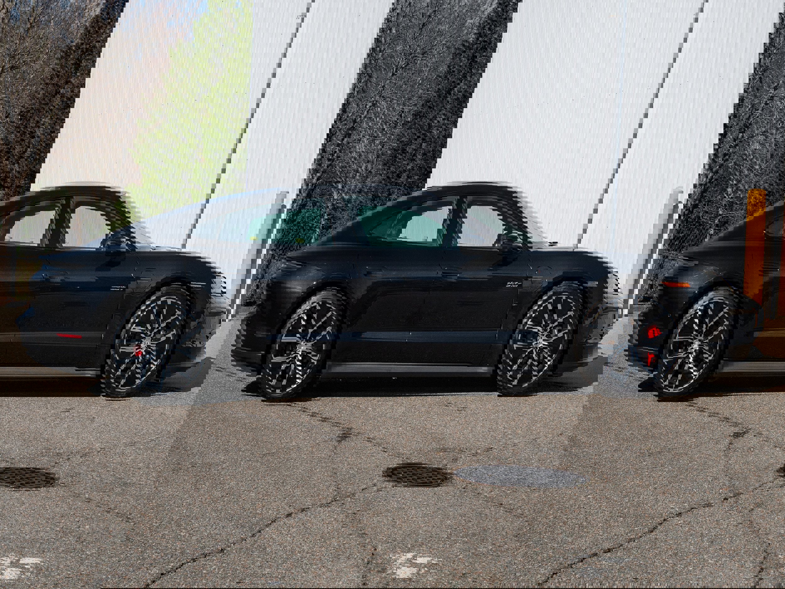 Used 2025 Porsche Taycan 4S image 8