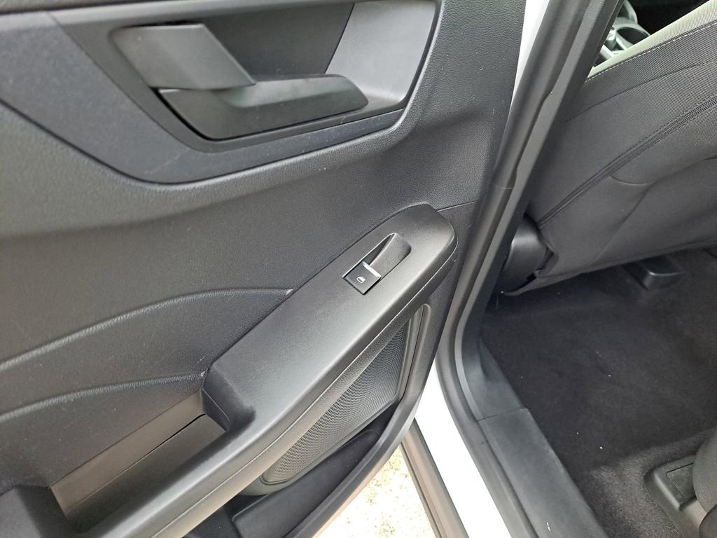 Used 2021 Ford Escape S image 12