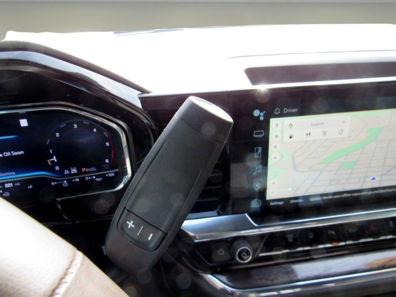 Used 2024 Chevrolet Silverado 3500 LTZ w/ LTZ Convenience Package image 30