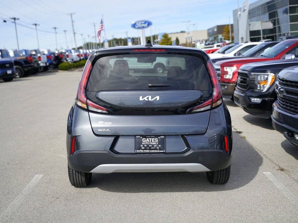 Used 2023 Kia Soul LX w/ Option Group 015 image 6