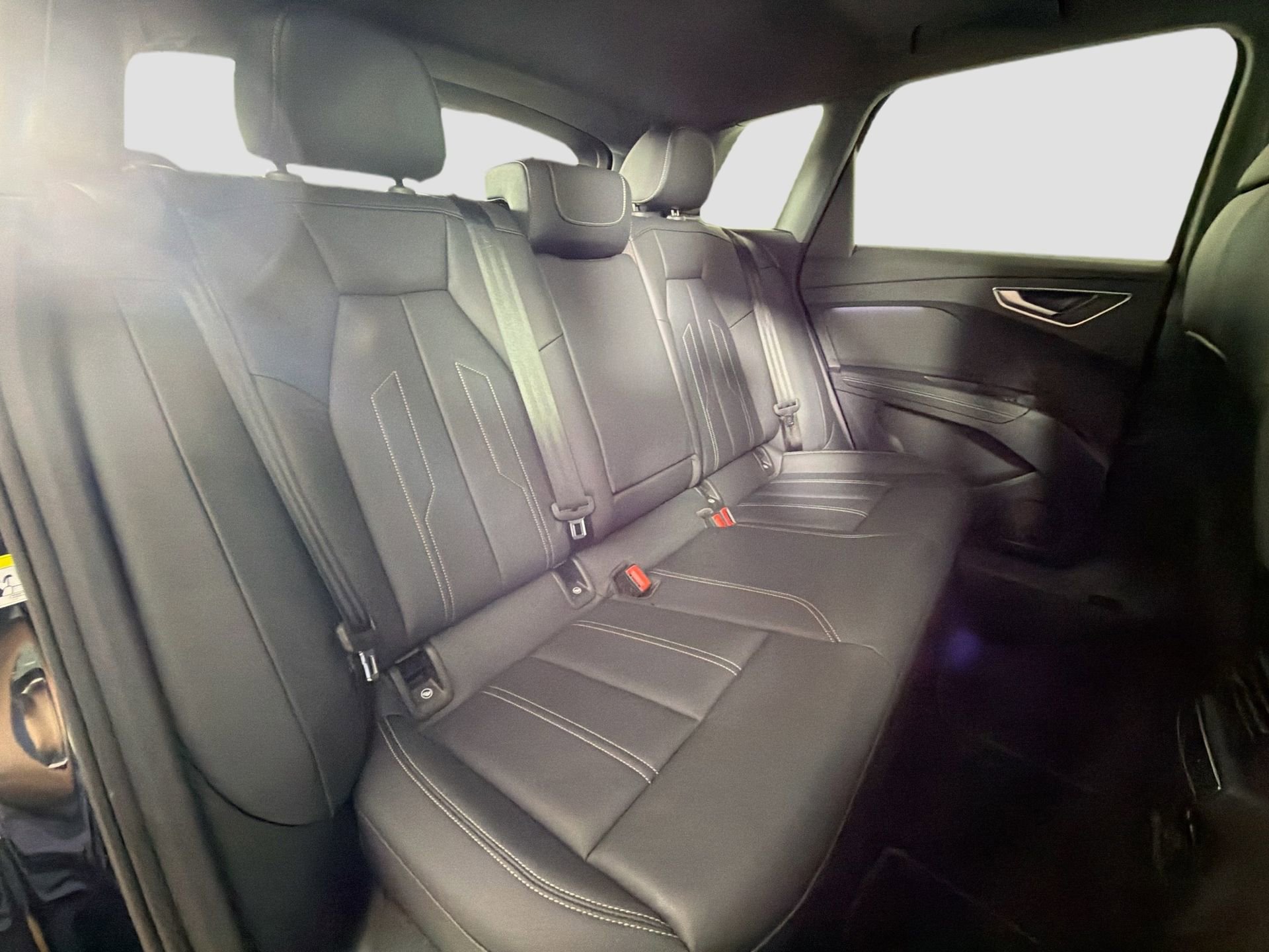 Used 2022 Audi Q4 e-tron Premium Plus image 26