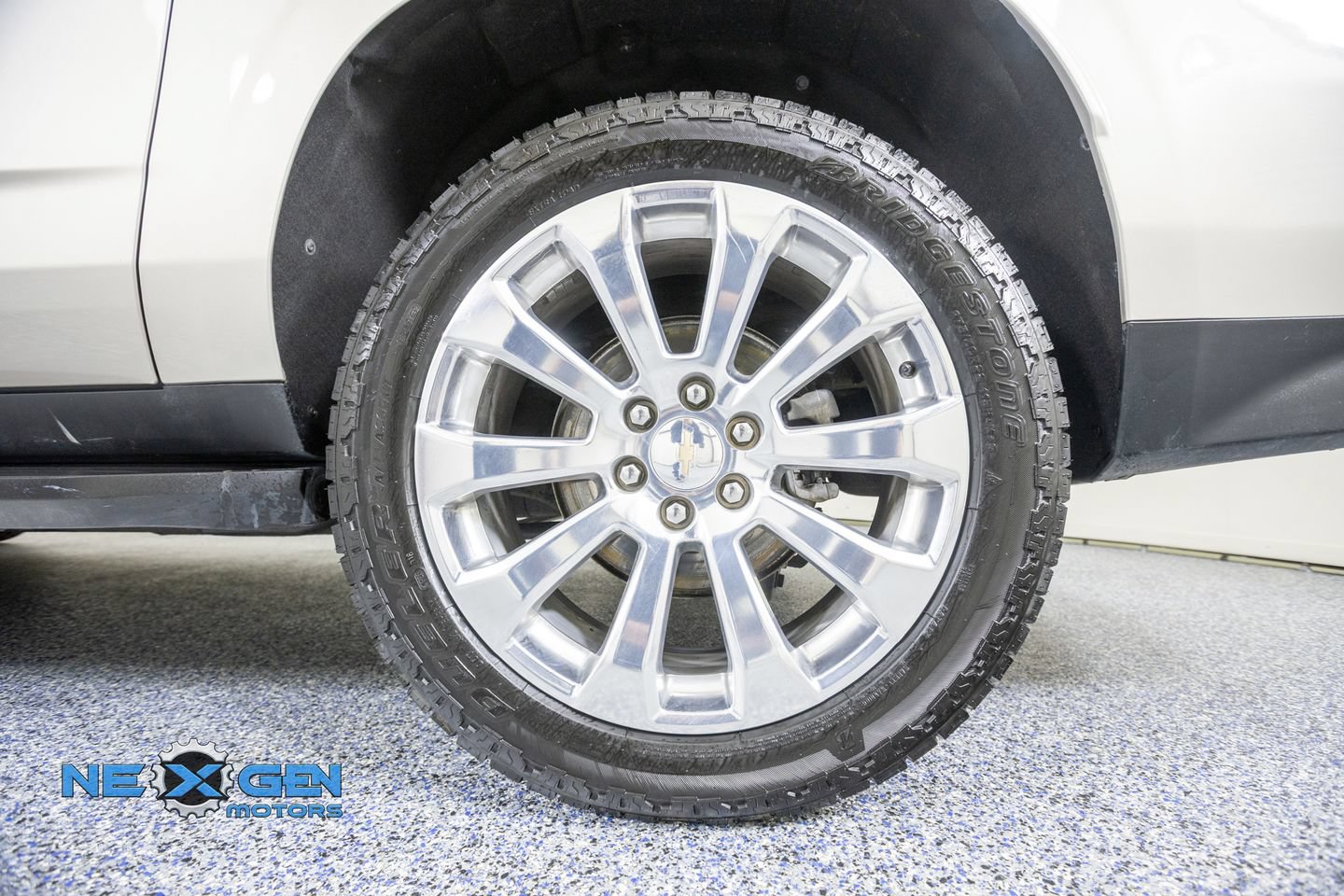 Used 2022 Chevrolet Suburban Premier AWD/4WD image 46