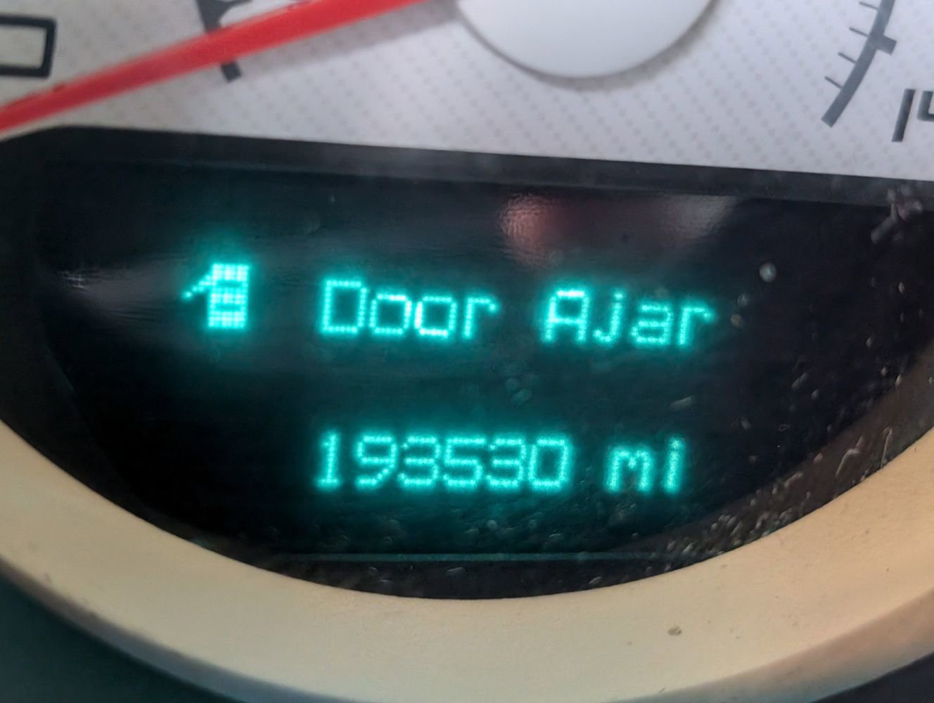 Used 2014 Dodge Challenger SXT RWD image 18