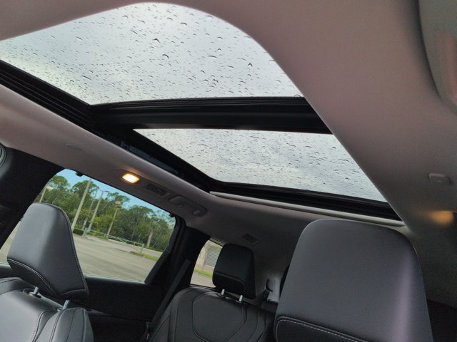 Used 2026 INFINITI QX60 Luxe w/ Cargo Package FWD image 22