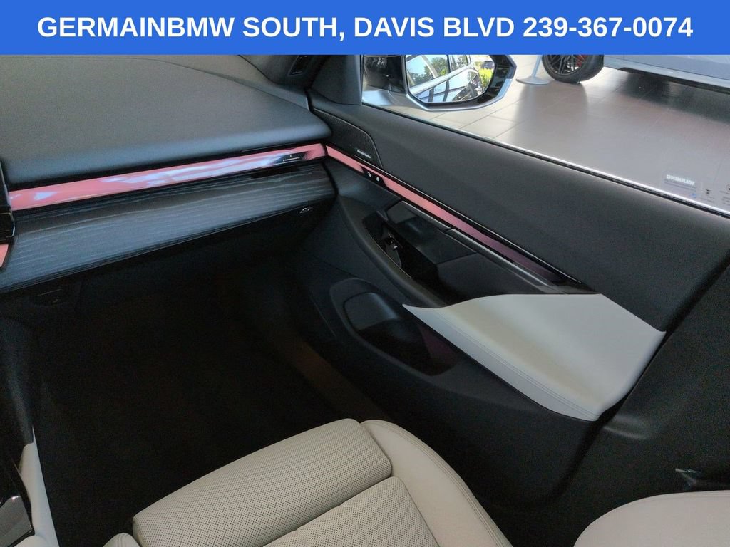 Used 2026 BMW i5 eDrive40 RWD image 17