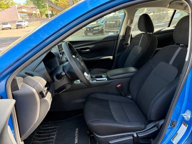 Used 2024 Nissan Sentra SV FWD image 13