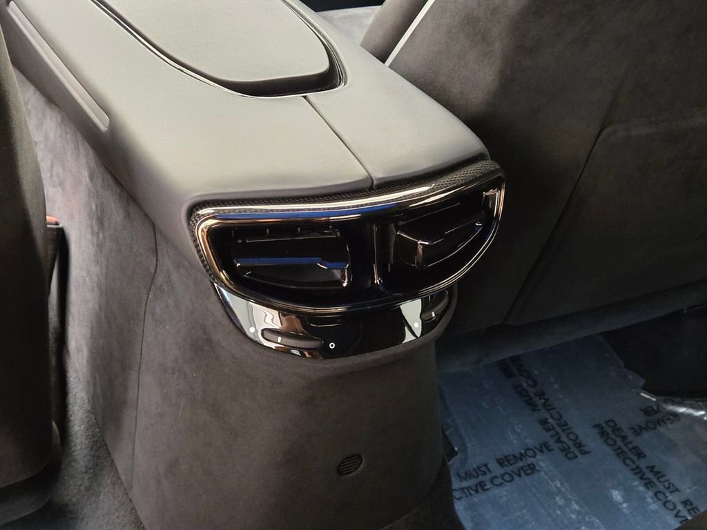 Used 2026 Ferrari Purosangue AWD/4WD image 20