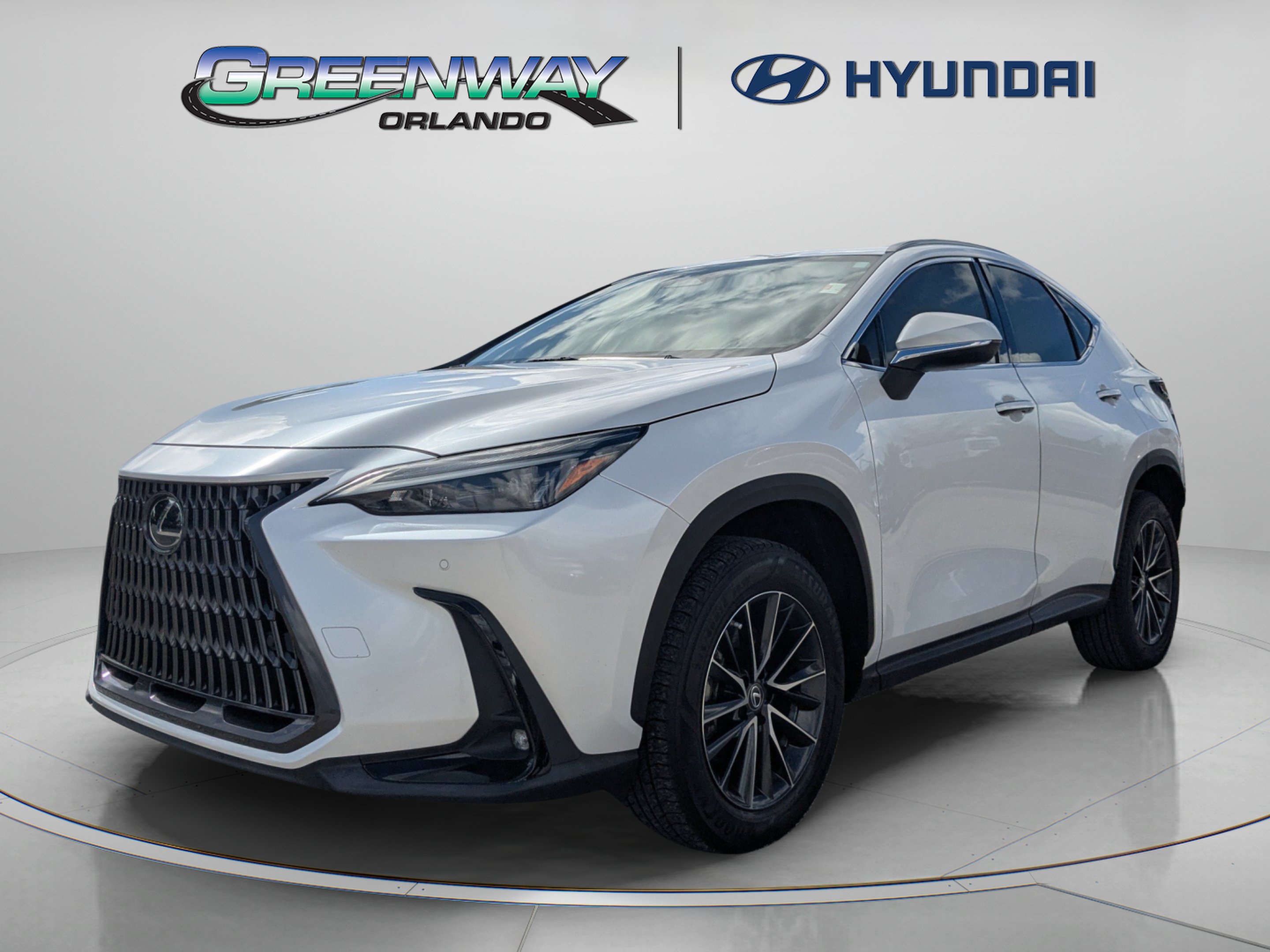 Used 2022 Lexus NX 350 AWD image 3