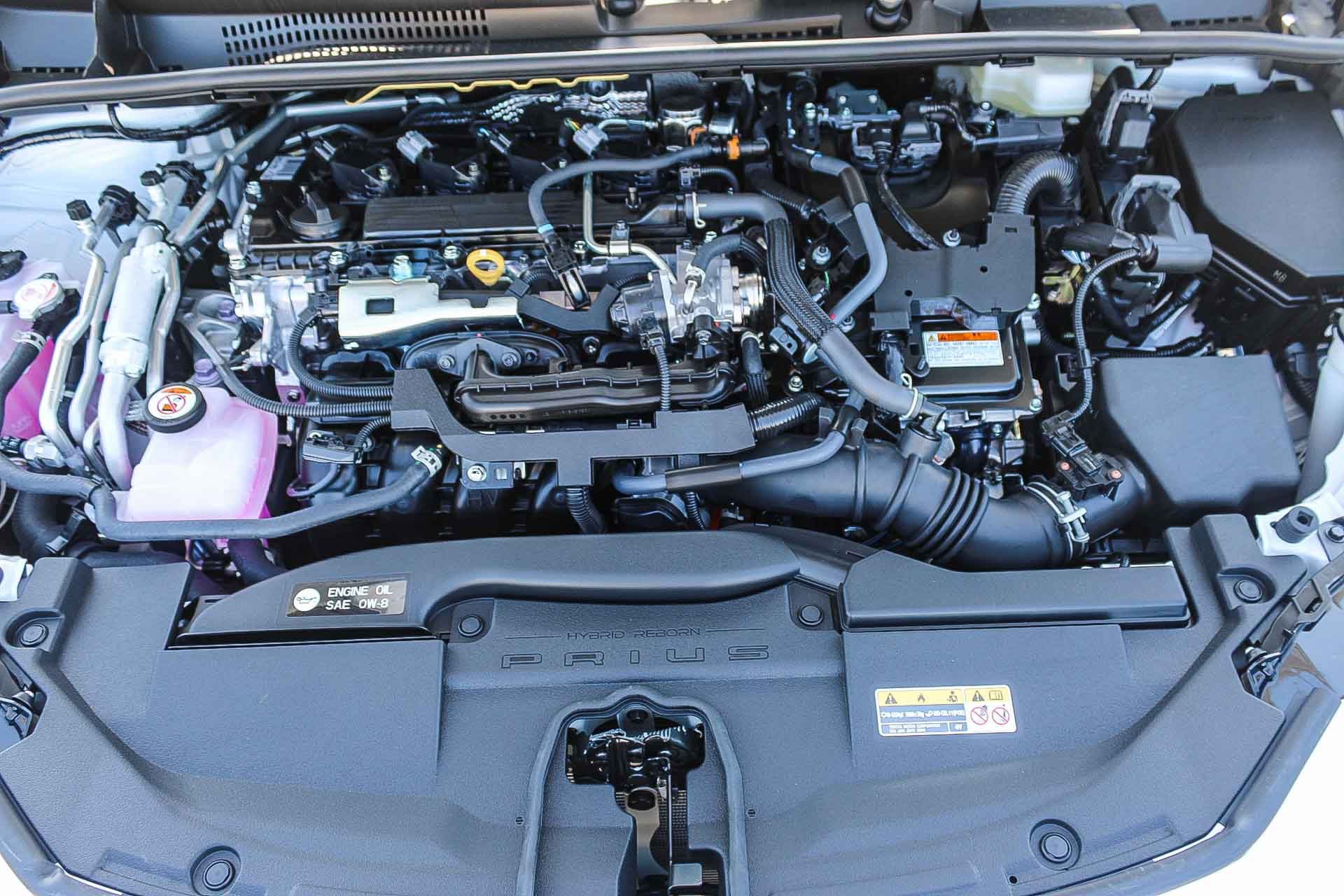 New 2026 Toyota Prius Plug-In Hybrid FWD image 14