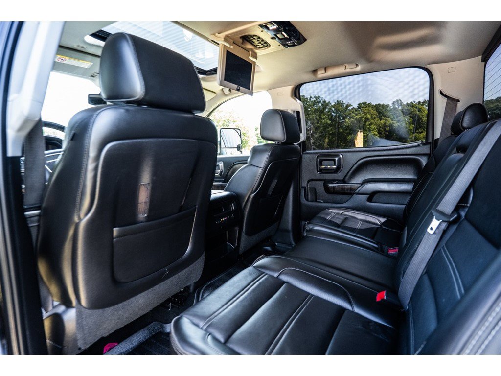 Used 2015 GMC Sierra 2500 Denali w/ Duramax Plus Package AWD/4WD image 25