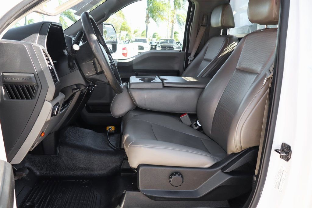 Used 2019 Ford F550 2WD Regular Cab Super Duty image 21