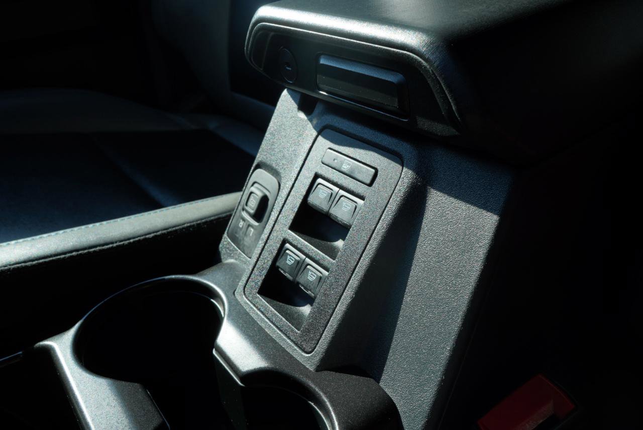 Used 2022 Ford Bronco Black Diamond image 42