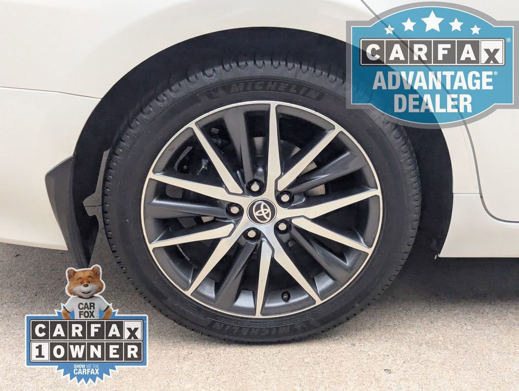 Used 2024 Toyota Camry XLE FWD image 3