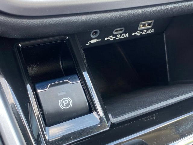 Certified 2024 Subaru Outback Premium AWD/4WD image 17