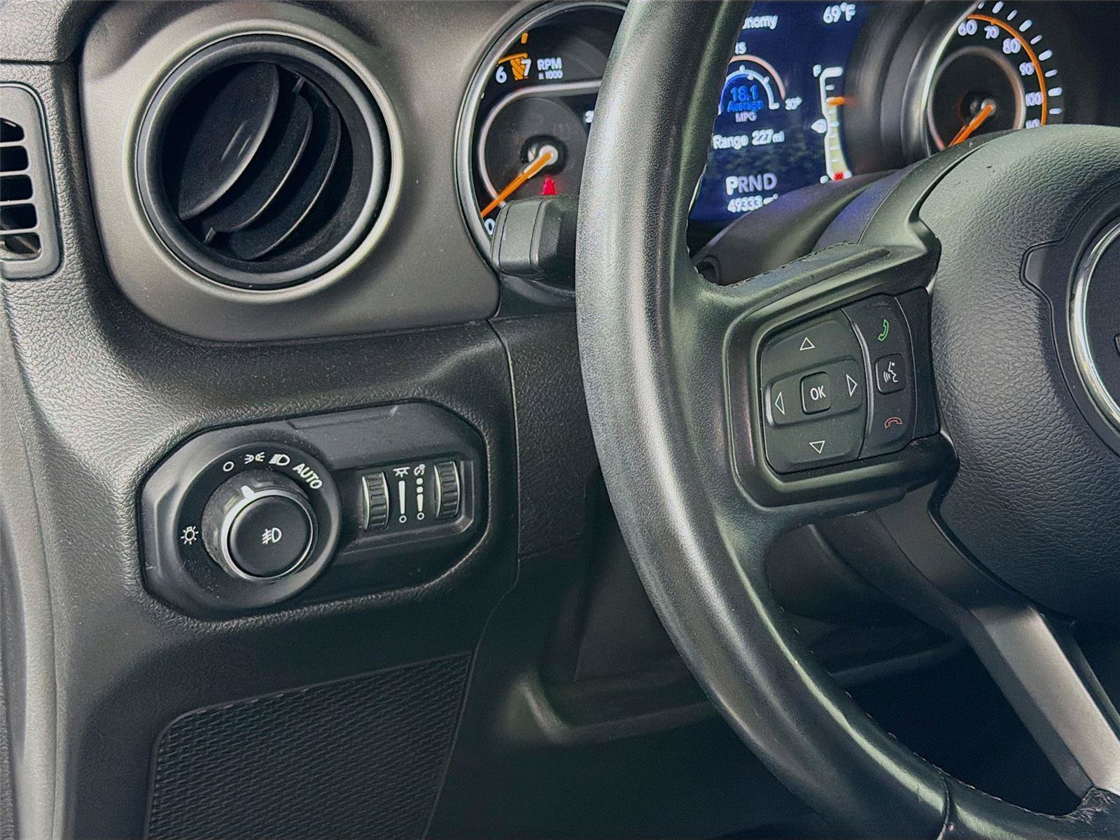Used 2021 Jeep Wrangler Unlimited Sport AWD/4WD image 17