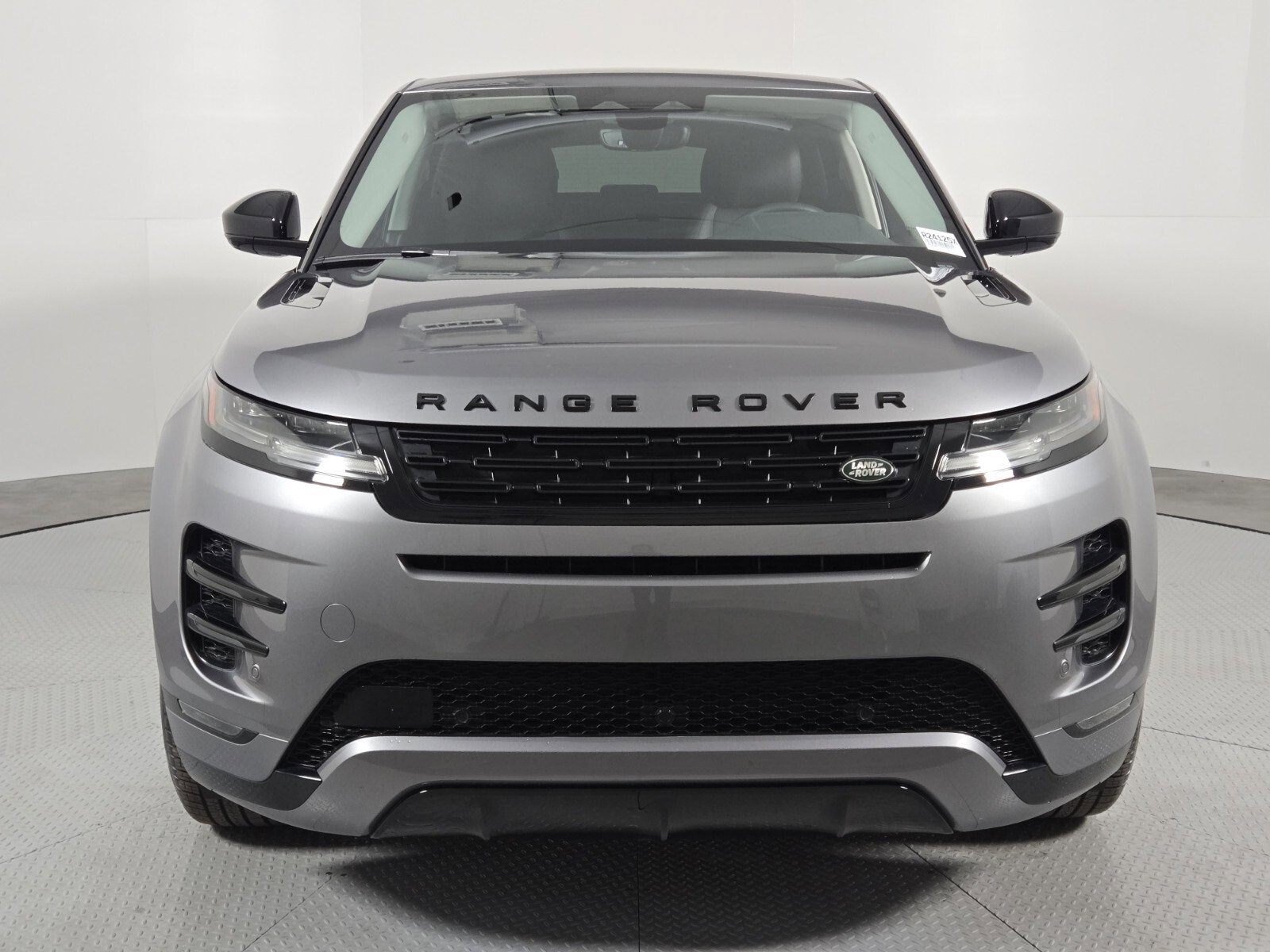 Used 2024 Land Rover Range Rover Evoque Dynamic SE image 8