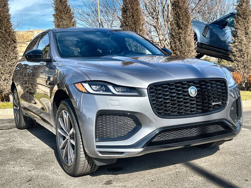 Used 2025 Jaguar F-PACE R-Dynamic S AWD/4WD image 7