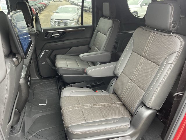 New 2026 Chevrolet Suburban High Country AWD/4WD image 23